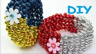 DIY Crafts Bracelets out of Plastic Bottles and Necklace Recycled Bottles Crafts