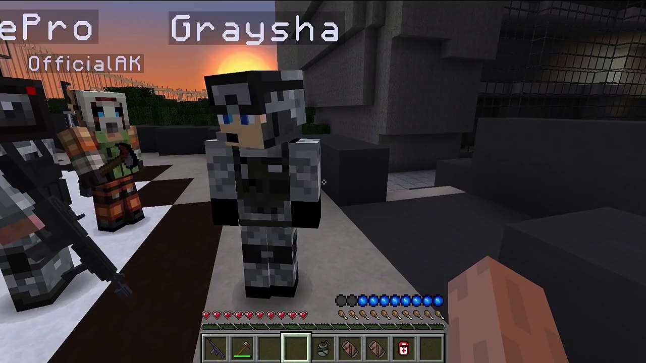 Minecraft Crafting Dead Major Gray! #5 (The Walking Dead Roleplay S8)