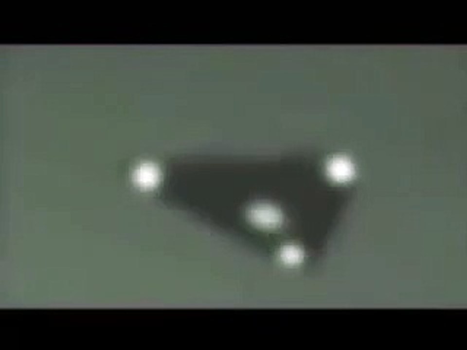 TRIANGLE UFO Paris France Possible TR 3B Project Francais July 23, 2008