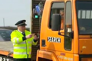 a_full_moon_funny_prank_videos_download_funny_mp4_videos_and_funny_mp4_clips-(mobighar.com)