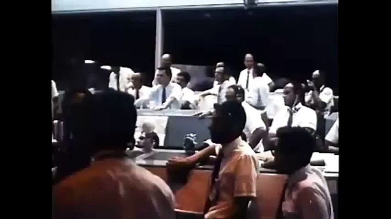 D.E.P Neil Armstrong (5-8-1930 - 25-08-2016)