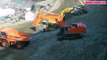 Hitachi Zaxis 870LCH loading EH1100