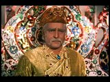 B)Mughal - E - Azam - Pyar Kiya To Darna Kya - Lata Mangeshkar - YouTube