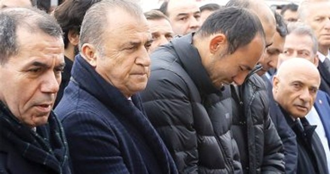 Galatasaray Taraftarından Umut Bulut için Koreografi Hazırlığı