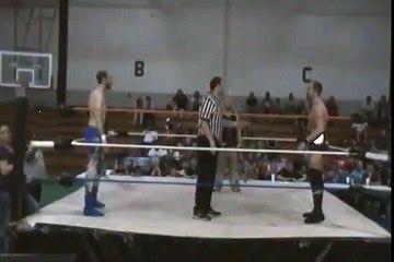 Aaron Anders Vs. Matt Majestic Vs. Kid Krazy (UWE Red, White, Bruised 2014)