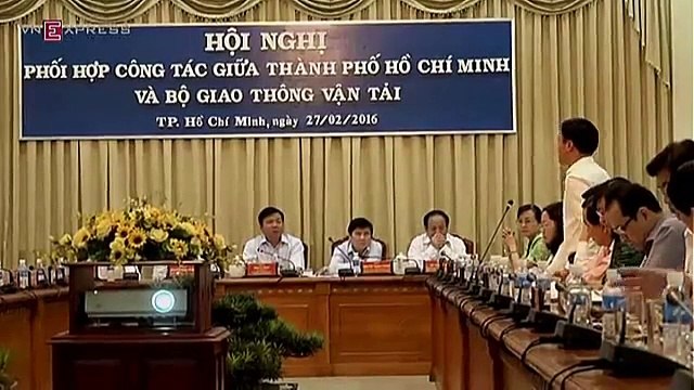 Tp HCM_ Bí thư Đinh La Thăng chất vấn lãnh đạo ngành giao thông