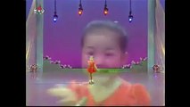Beautiful Japanese Baby Singing Song in Her Unique Style - Video