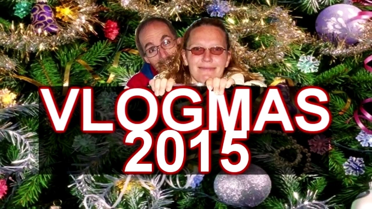 Vlogmas Day 4  - Debut Of The Tree