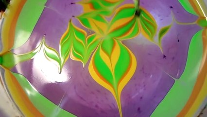 Quick and easy- Halloween inspired water marble!