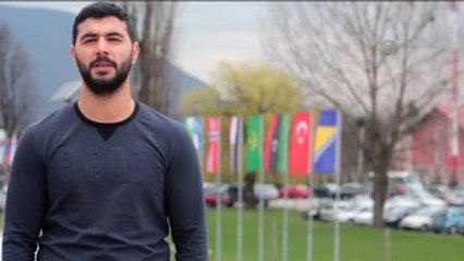 Bosna'daki Öğrenciler Terörü 4 Dilde Kınadı