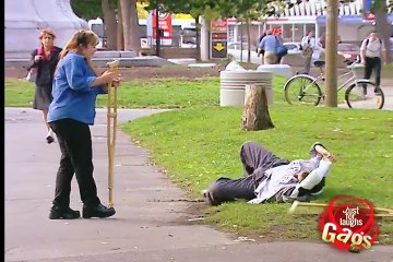 Daily Laughs_Broken Broken Arm Prank