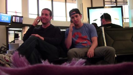 CELL PHONE CRASHING at the AIRPORT!