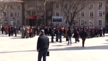Şehitlere Saygı" Yürüyüşü