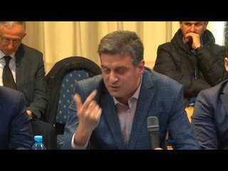 Descargar video: DEBAT PER KOMISIONET ZGJEDHORE,PS KERKON NEPUNES CIVILE NDERSA PD PERFAQESUES POLITIKE LAJM