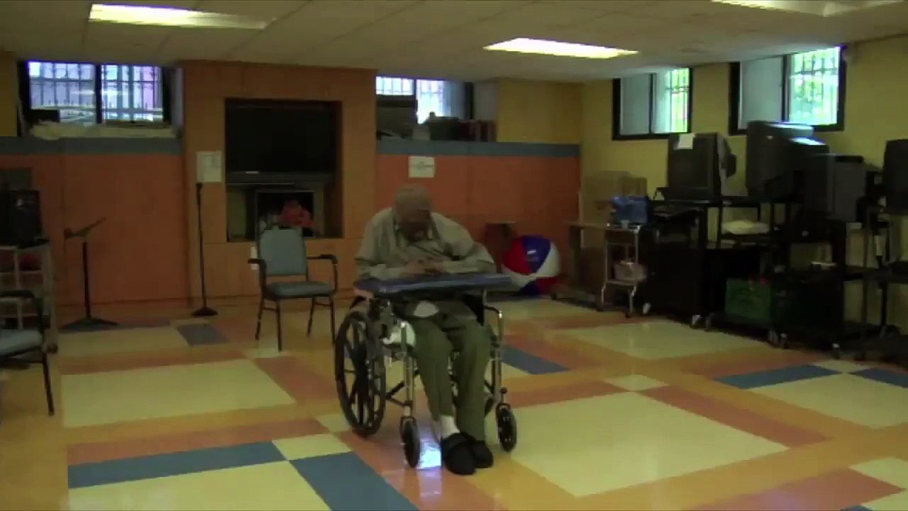 La musique réveille des émotions chez cet homme atteint d'Alzheimer