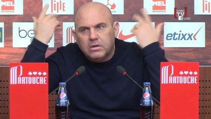 "Je n'aime pas le football fictif"