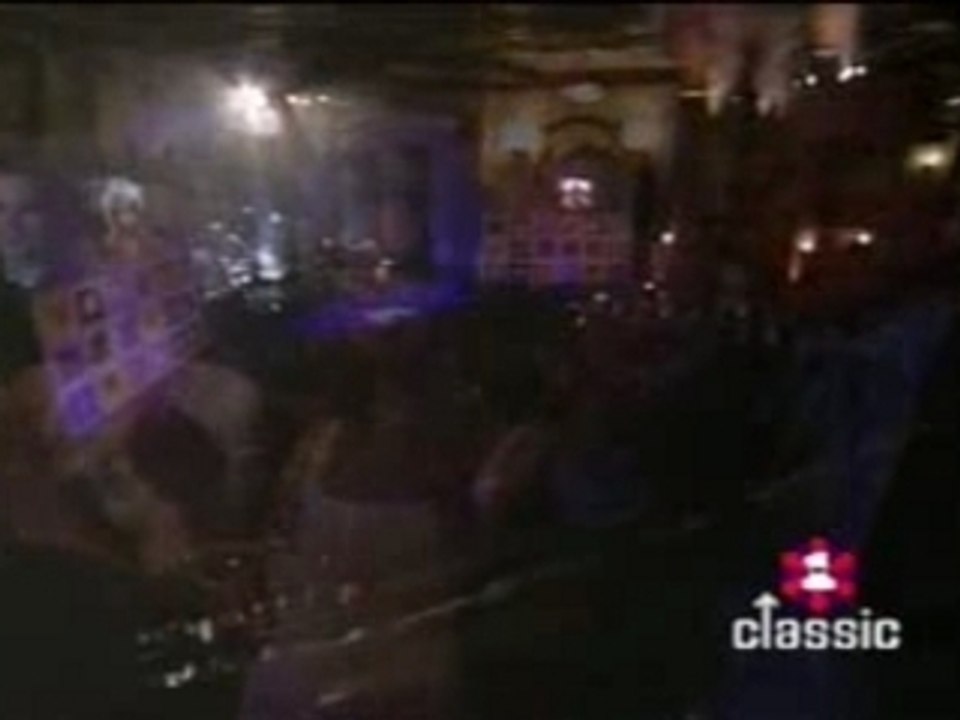 Video clip - Cher Tina Turner - Divas 99 - Proud Mary