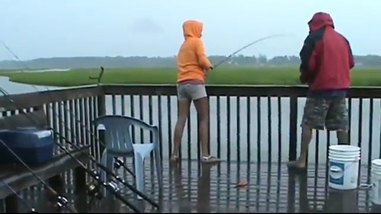 Прикол на рыбалке  Такого никто не ожидал! (1)