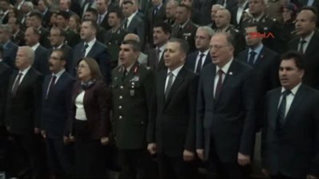 Gaziantep'te Şehit Yakını ve Gazilere 'Devlet Övünç Madalyası' Verildi