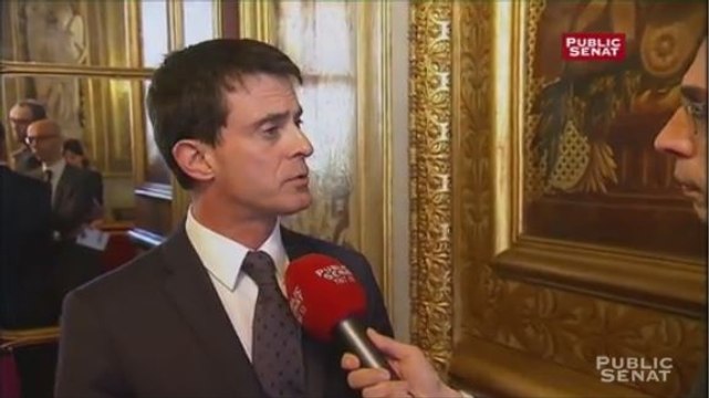 Révision constitutionnelle : Valls se réunira avec Hollande, Larcher et Bartolone