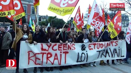 FLASH INFO - 17-03-2016 - La jeunesse manifeste dans les rues de la région