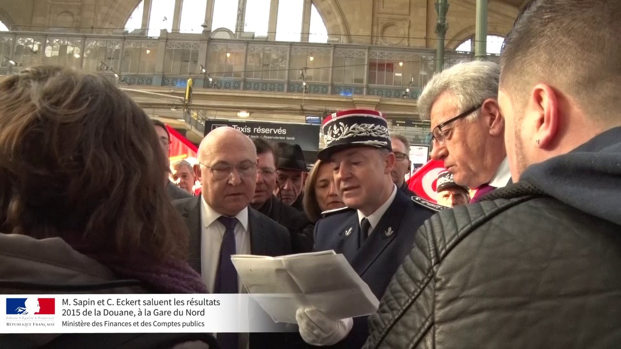 Archive - Résultats 2015 de la Douane : M. Sapin et C. Eckert rencontrent les agents en Gare du Nord