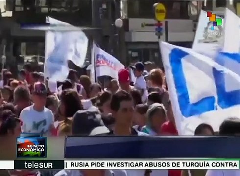Argentinos vuelven a manifestarse en contra de los despidos masivos