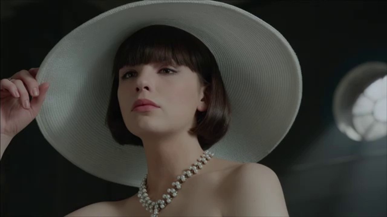 Карина красная смотреть бесплатно