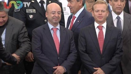 Ana Paula Cinta. Están tapando a Arturo Escobar