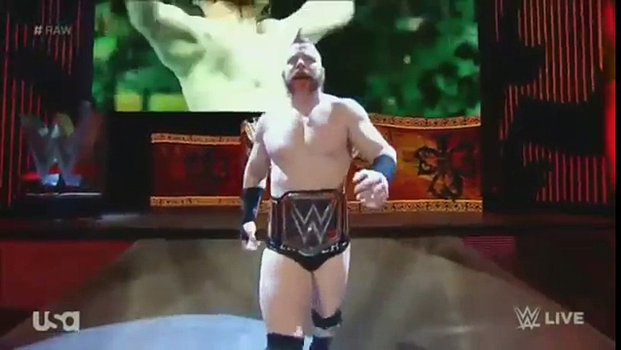 Roman Reigns wins WWE Heavyweight Championship on TLC 2015 against Sheamus - YouTube