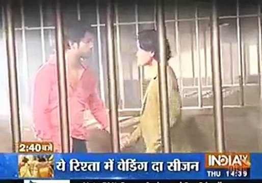 Lakshya ko Bachane Ragini Aayi Vesh Badal Kar Jisse Lakshya ko Hua Apni Galti ka Ehsaas 17th March 2016 Swaragini