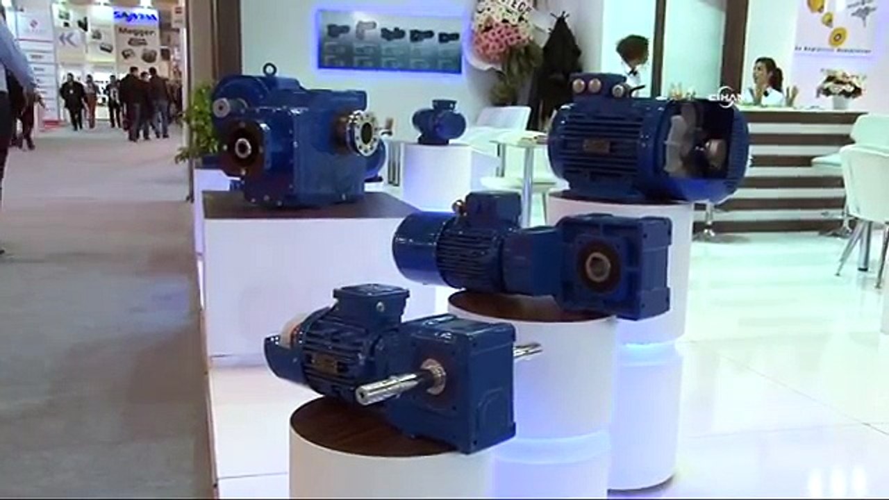 Otomasyon fuarında robotlara büyük ilgi