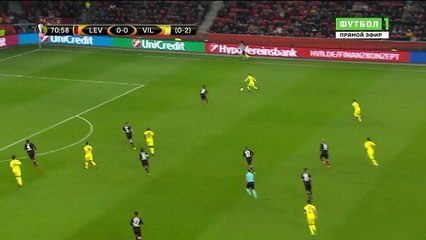 Leverkusen - Villarreal, Leno, Save