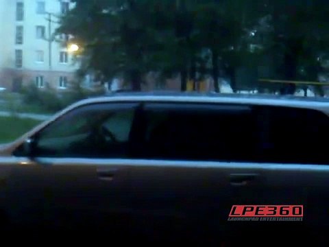 Egg Sized Hail Bombing Cars - Crazy Weather(1)