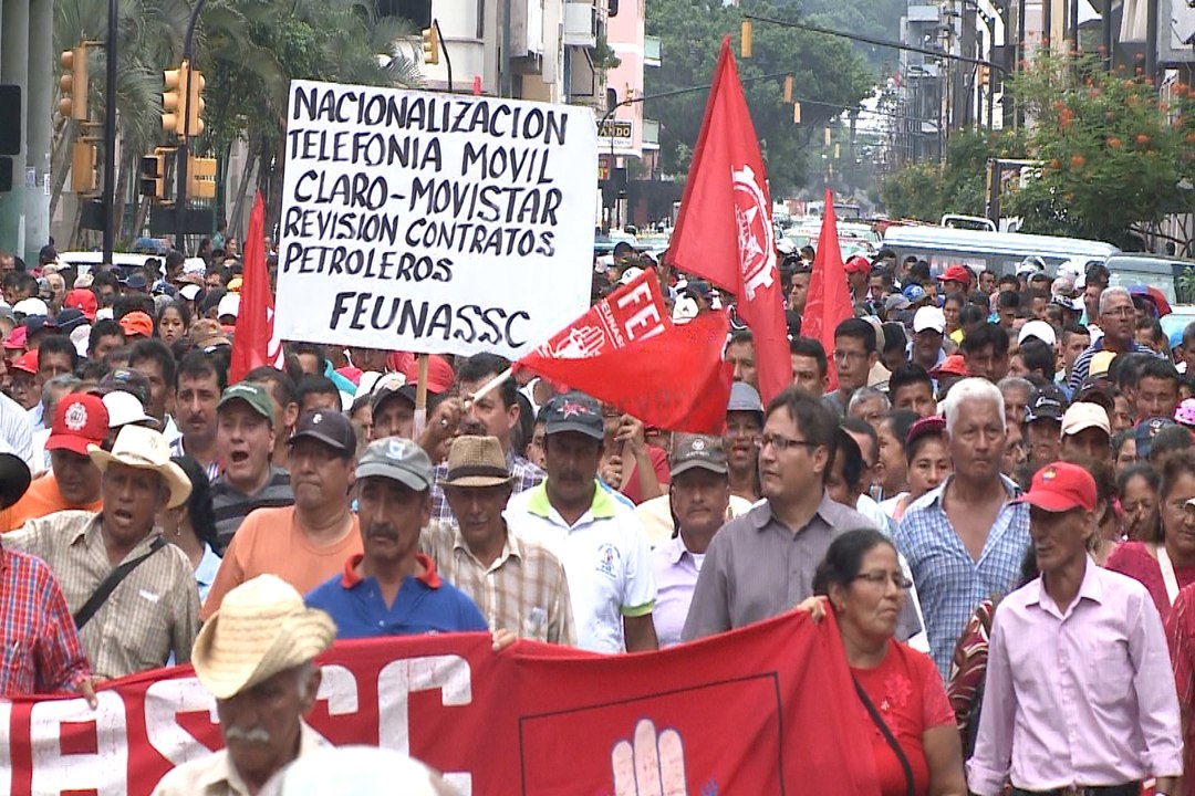 Campesinos marchan contra políticas del Gobierno en Guayaquil