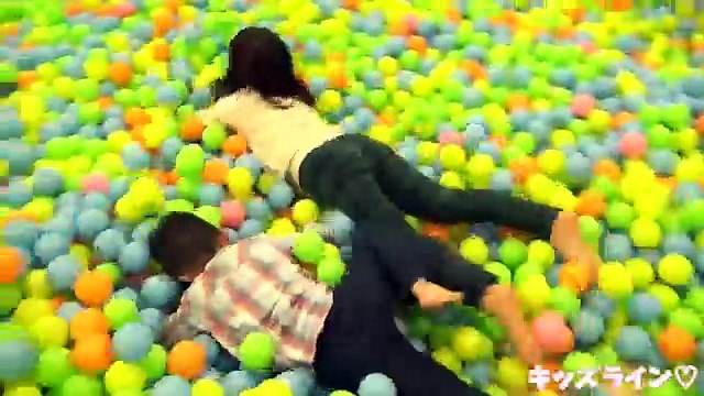 ぐりんぱ キッズフジQ ボールプール ふわふわトランポリンで遊んだよ♫ 遊園地 おでかけ Grinpa Giant Ball Pits family fun Theme park