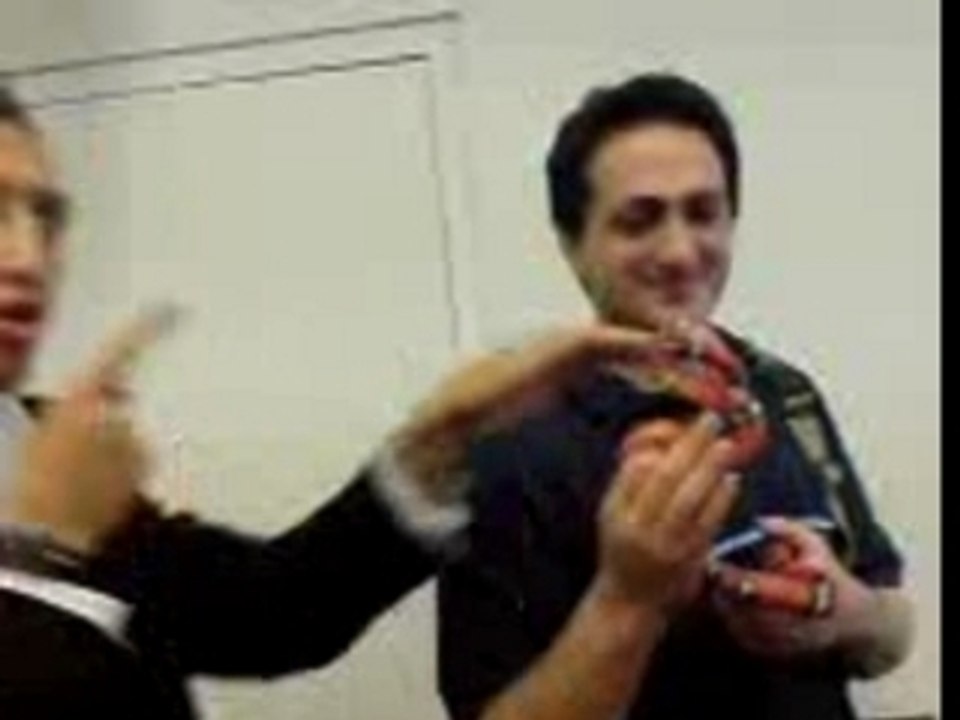 L HOMME KI MURMUR A L ORIEL DUN SERPEN