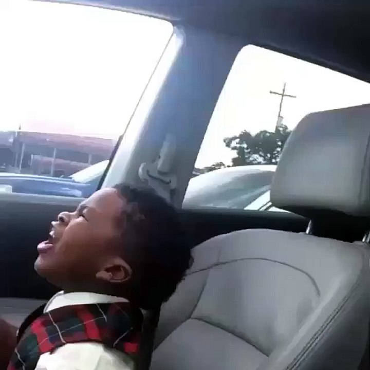 us singing spider pig
