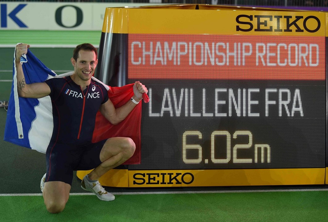 Renaud Lavillenie champion du monde en salle à Portland réussit un saut à 6m02!