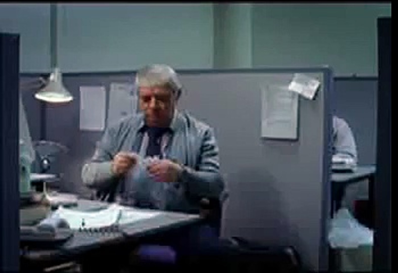 Funny Clip ~ Stress At office - - video Dailymotion