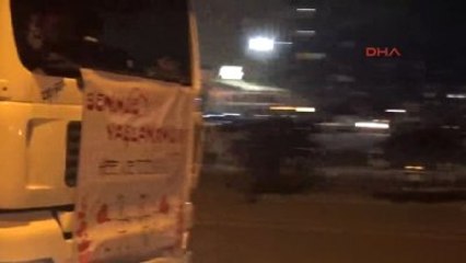 Konya Tır'la Sevgilisinin Önünü Kesip Evlenme Teklifinde Bulundu