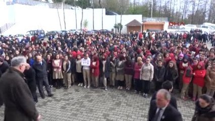 Rize Ambulansın Çarparak Ölümüne Neden Olduğu Songül Öğretmen İçin Okulunda Hüzünlü Tören