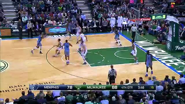 Lance Stephenson Almost Fights John Henson - Grizzlies vs Bucks - March 17, 2016 - NBA
