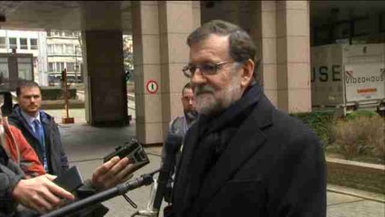 Rajoy, incapaz de encontrar calificativo para la "pintoresca situación" de Sánchez y Tsipras