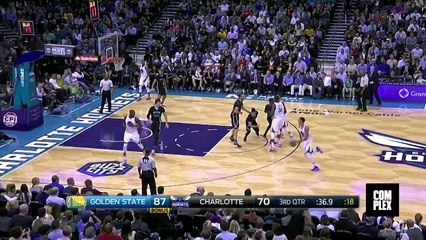 Stephen Curry Shows Up His Dad on 'Dell Curry Night'