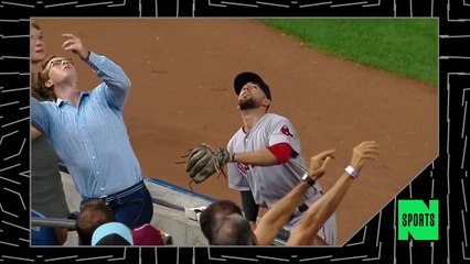 Fan at Yankees Game Blows Three Different Chances to Catch a Ball