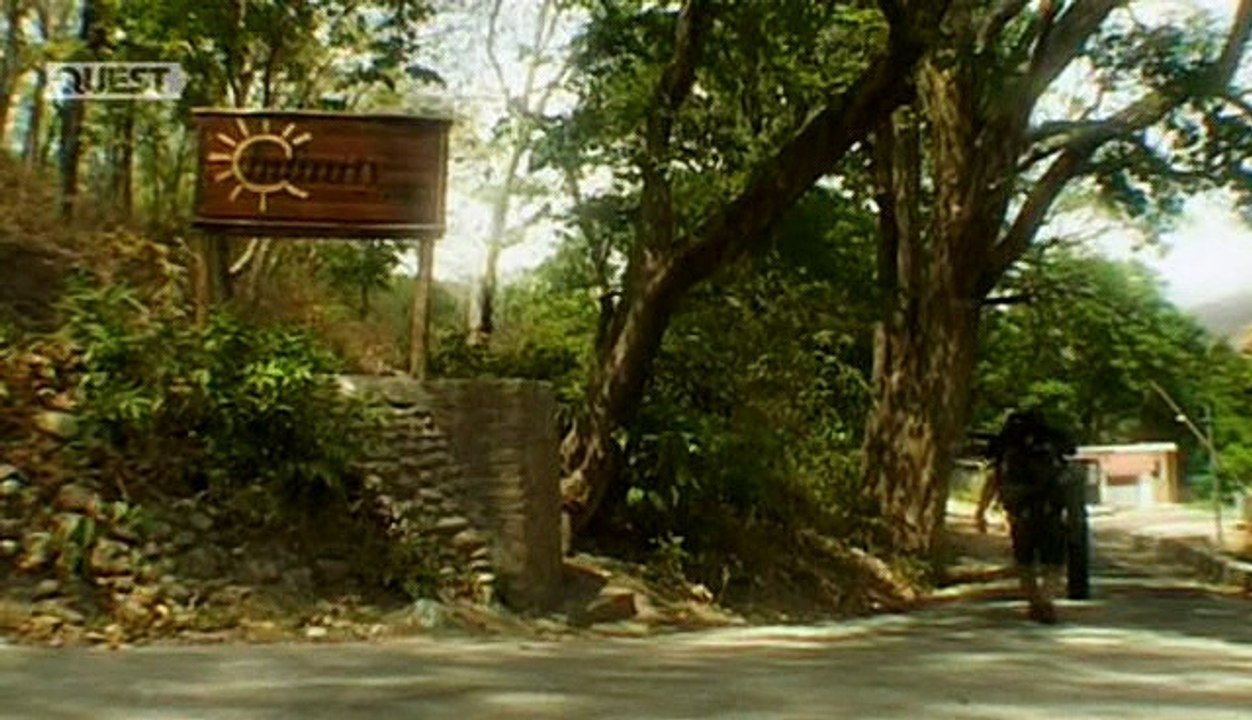 Jungle Hooks - E01 - India - Mountain Monsters