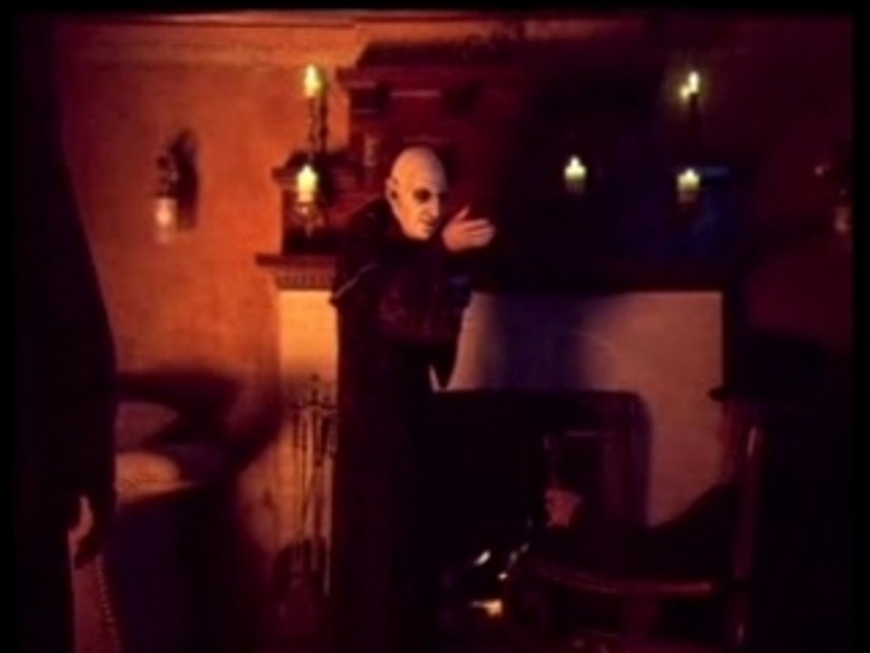 Dracula's_Curse_disc1-2