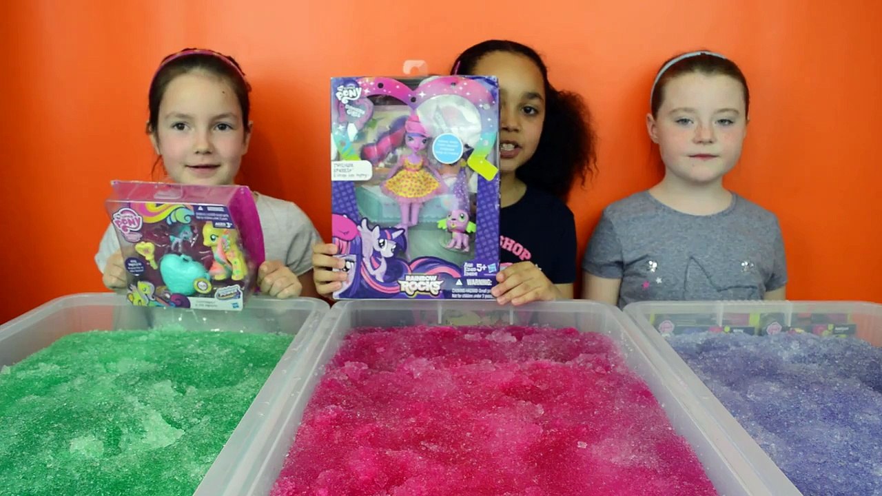Super Slushy Gelli Baff Toy Challenge | Super Sour Warheads | MLP Shopkins Prizes