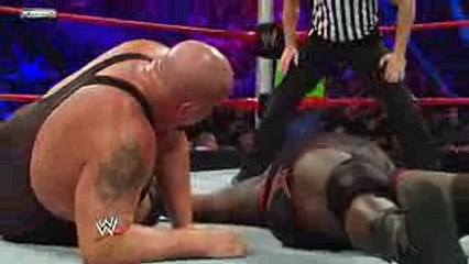 dangerous moment in wwe -_Mark_Henry_vs._Big_Show